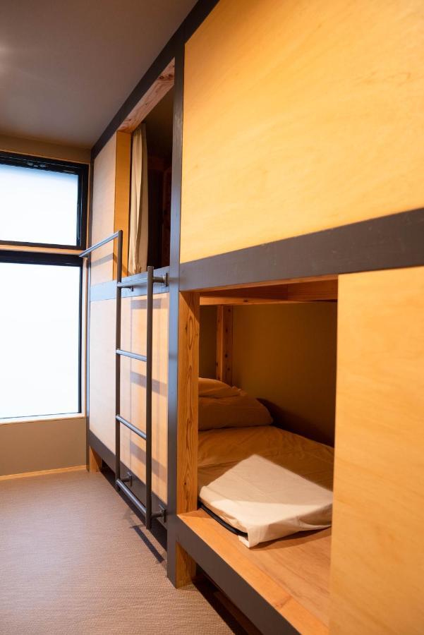 Locomotion Coffee And Bed Tateyama  Zewnętrze zdjęcie
