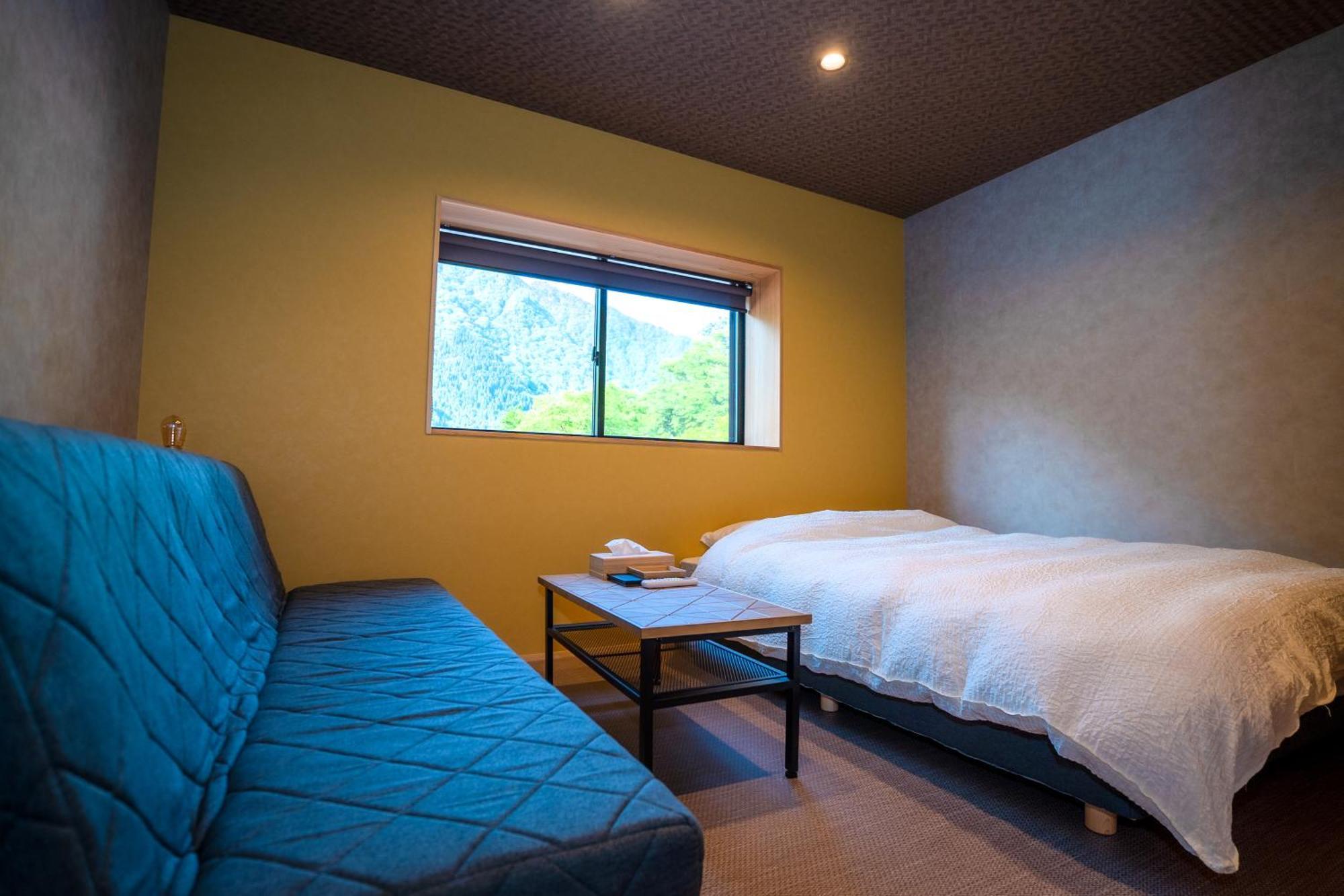 Locomotion Coffee And Bed Tateyama  Zewnętrze zdjęcie